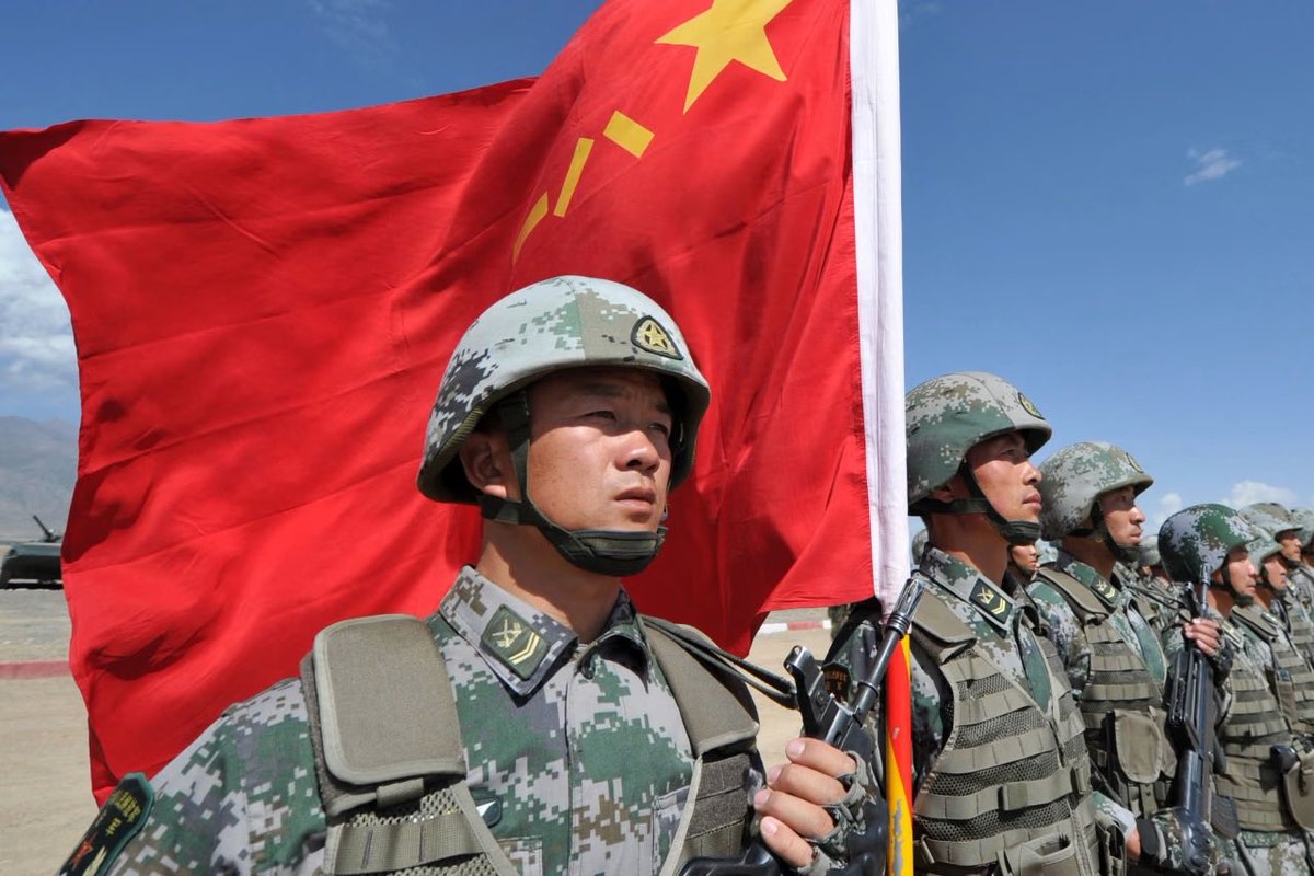BRICSinfo's tweet photo. JUST IN: 🇨🇳 Chinese President Xi Jinping says China "must accelerate building a world-class military to protect our sovereignty and interests." https://t.co/ZZs9Oitl7W