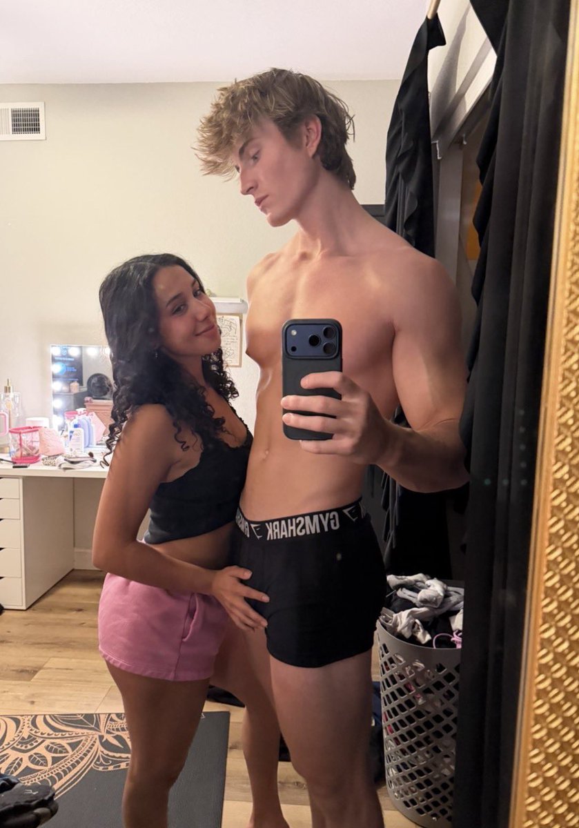 Alphatakeoverr's tweet photo. you know you wanna submit to a teen alpha couple 🙈 

femdom findom humanatm paypig alpha beta loser cuck #findom #paypig https://t.co/jFooFPmyLb