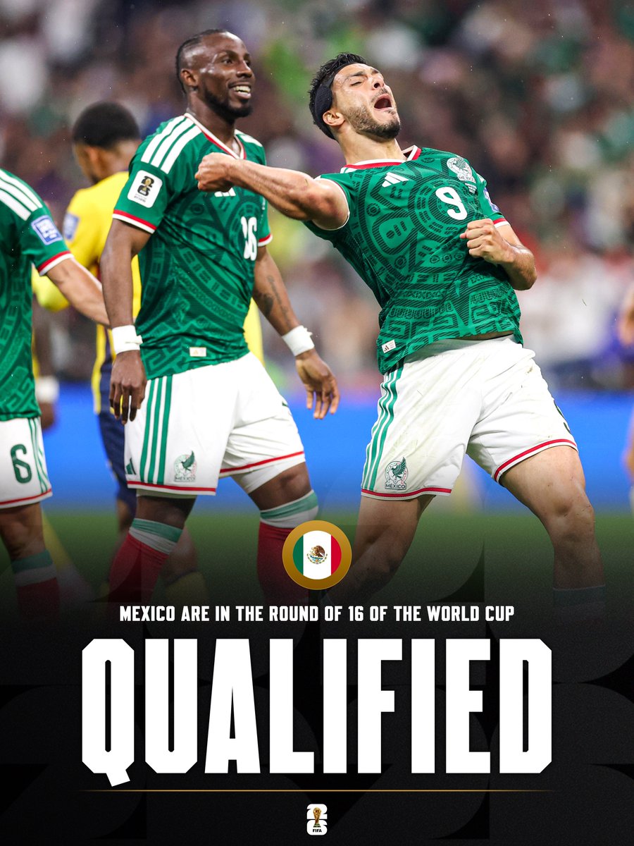 Mr_Slost503's tweet photo. Oficialmente ecuador está eliminado del mundial, y se despide de la competición! México se impone en un partido muy sentenciado desde el primer tiempo! México un paso más en el mundial!

#FIFAWorldCup 
#Qualified 
#Mexico
#Ecuador https://t.co/vYROT798qI