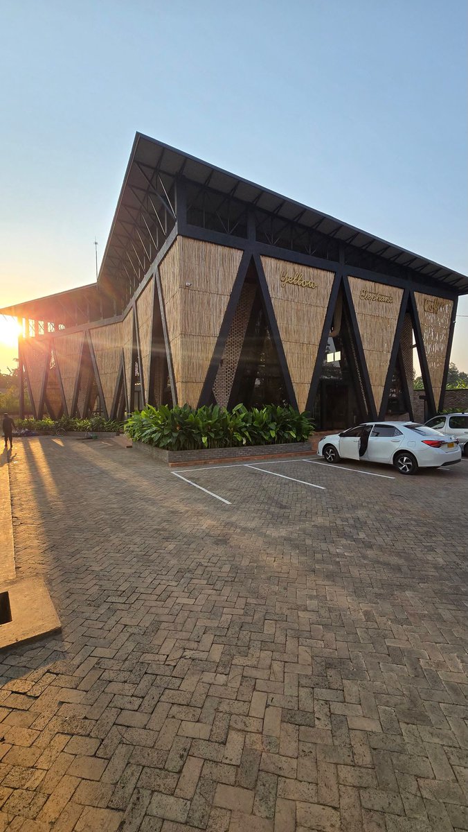 kennethRwa's tweet photo. Blending nature, culture, and contemporary architecture into one remarkable space. 🌿🏛️🇷🇼

Yellow Elephant is more than a coffee destination—it’s a symbol of hope and prosperity. Through coffee production, it creates jobs, supports local communities, and contributes to sustainable development in Ntarama, Bugesera District, Rwanda. 🇷🇼☕ #VisitRwanda #Bugesera #RwandaWorks #CoffeeCulture