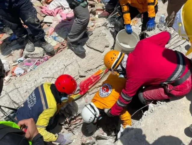infopublicave's tweet photo. 📢Rescatistas del estado Mérida piden apoyo para continuar sus labores de asistencia humanitaria en las zonas afectadas por los terremotos del pasado 24 de junio y sus posteriores réplicas. https://t.co/00DjkvrR7L
