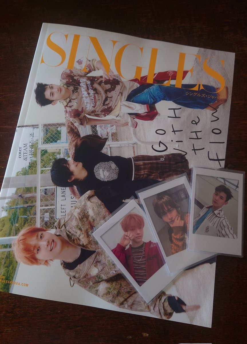 yuka_glucklich's tweet photo. 無事に届いた!
写真も素敵だしインタビューも読み応えある。3人のインタビューでも他のメンバーの名前が自然に出てくるのもイイな。
この雑誌、初めて買ったけど他のページの写真も素敵。
#SinglesJAPAN #andTEAM https://t.co/fBflK1DUc7
