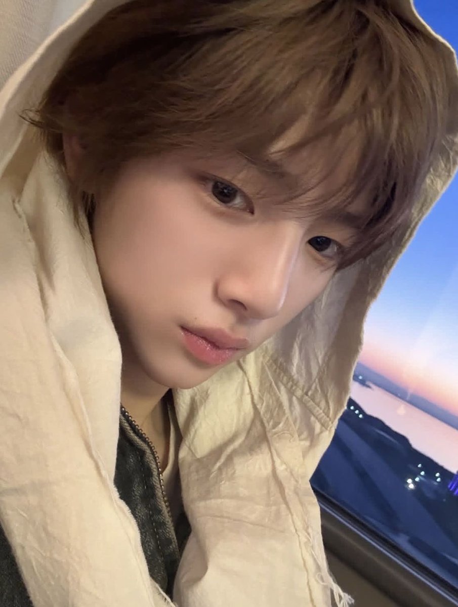 jjyufk's tweet photo. how pinterest sees me <3 

•idol
•outfit
•dessert
•song

dessertnya bkn acay 🆗 🆖🆎❔😒 https://t.co/Dlqs6WWMGE