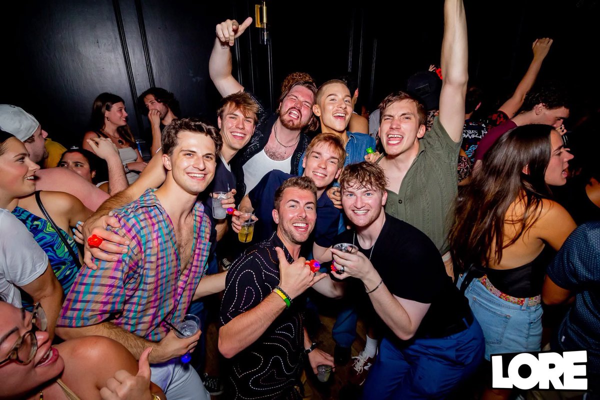 TimothyShibles's tweet photo. While we’re on the topic, I love my gay guy friend group! https://t.co/HncqWwsrag