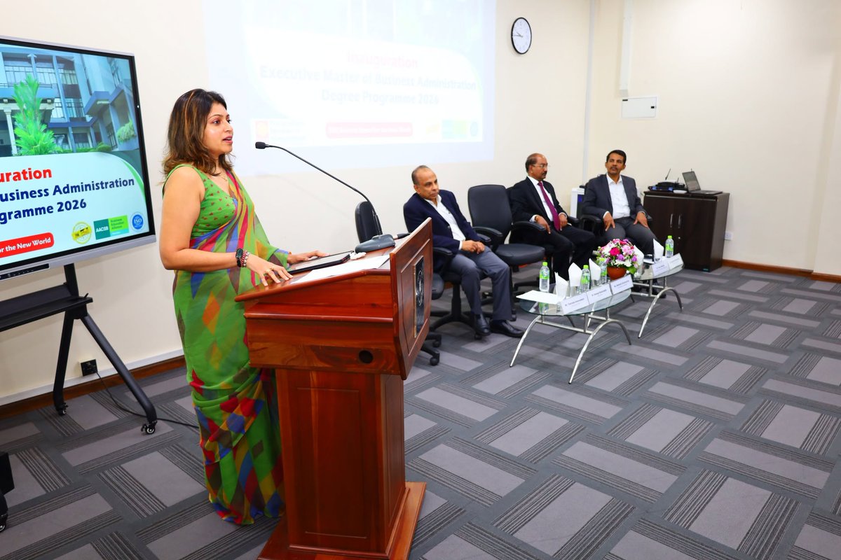 PIM_SJP's tweet photo. 🎓 PIM Launches 10th EMBA Batch! ✨

A new chapter of transformation begins as PIM welcomes its 10th Executive MBA batch! 🚀

Chief Guest Ms. Mahesha Amarasuriya (Country Manager, VISA) inspired the next gen of leaders on "Conquering the world with PIM’s EMBA."🌟

#PIM #Executive https://t.co/m5x7KAXfAM