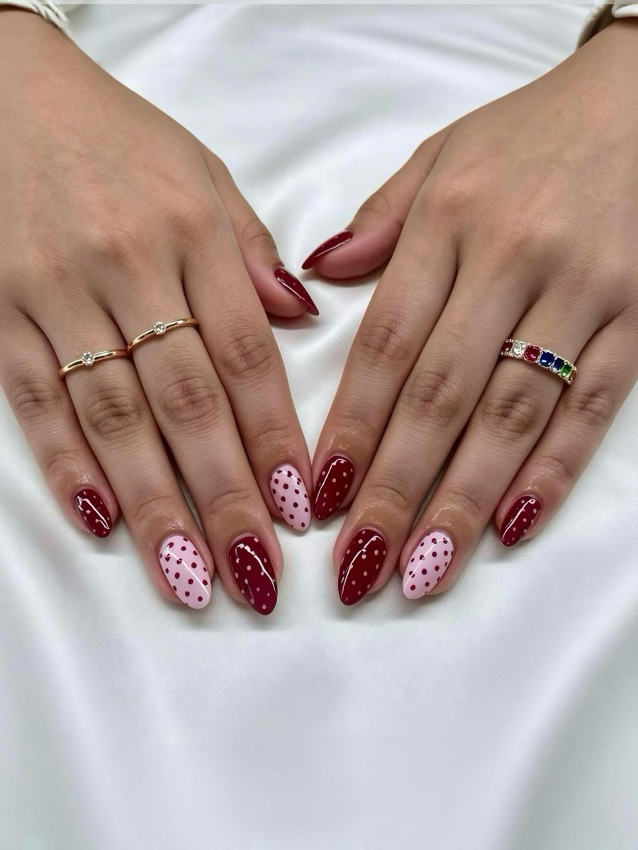 NailsNFashion's tweet photo. Nail designs, trendy nails, decorated nails, nail inspiration, beautiful manicure ideas 💅✨
#NailDesign #DecoratedNails #GelNails #NailInspiration #NailArt #NailsOfInstagram https://t.co/50Z2ntbxgt