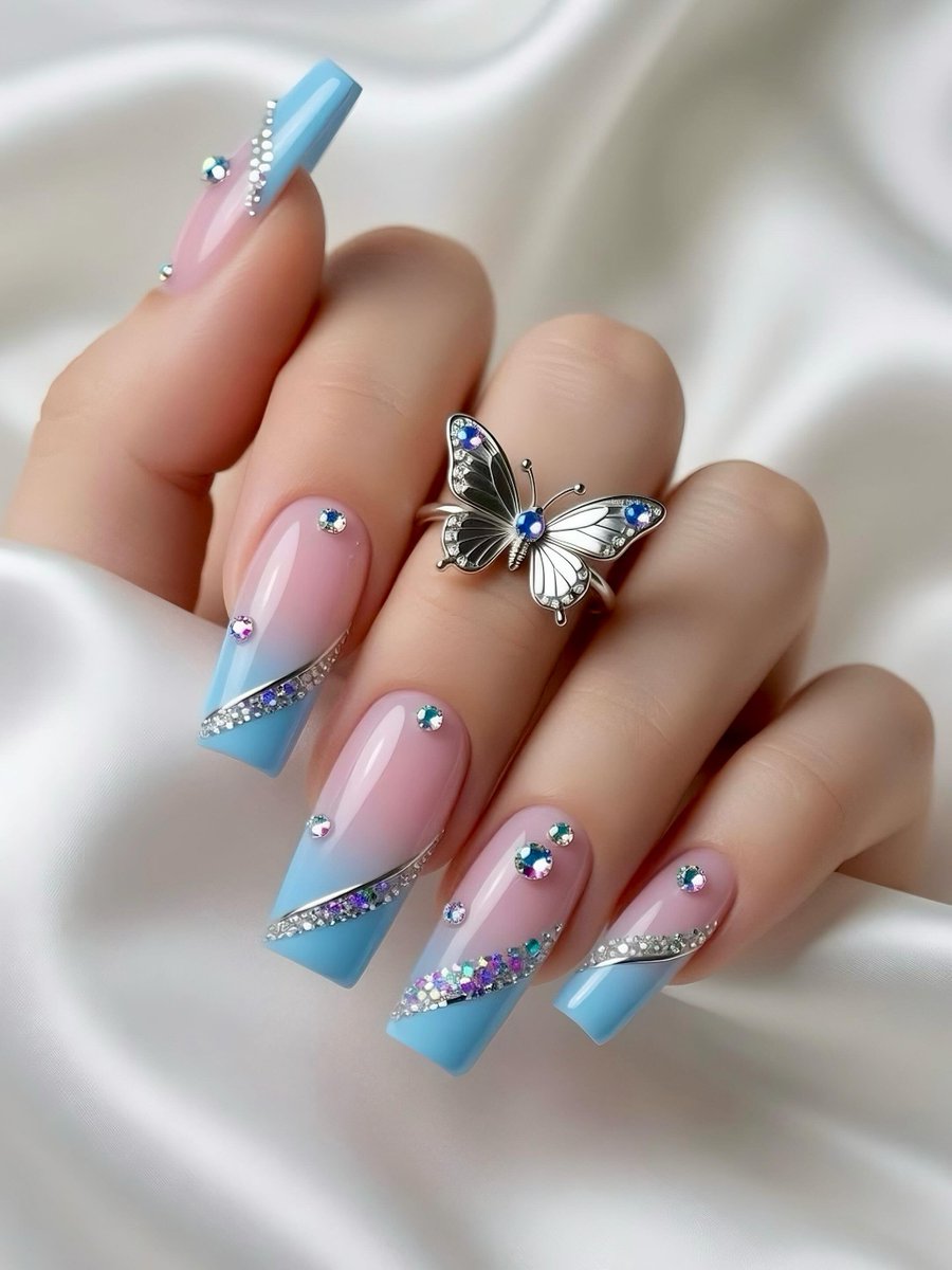 NailsNFashion's tweet photo. Nail designs, trendy nails, decorated nails, nail inspiration, beautiful manicure ideas 💅✨
#NailDesign #DecoratedNails #GelNails #NailInspiration #NailArt #NailsOfInstagram https://t.co/50Z2ntbxgt