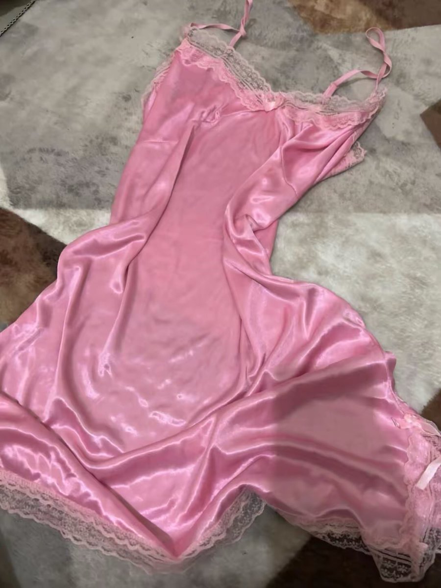 aalpreloved's tweet photo. sleepwear/lingerie bekas, malesub hmu https://t.co/hxMU8MxTn1