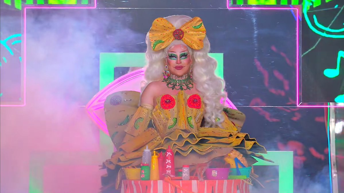 DragsNoti's tweet photo. La Más Antojable 🫦
DESEOS FAB @DeseosFab

#LaMasDraga #SoloLasMas #LMD #SLM https://t.co/DbBB9Wk4cZ