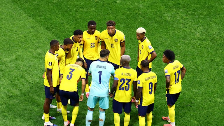 odeportivaec's tweet photo. https://t.co/FVcregHlNe 
Ecuador se despide del Mundial 2026 tras caer 2 x 0 ante México en los 16avos de final https://t.co/05bvvzUgvI