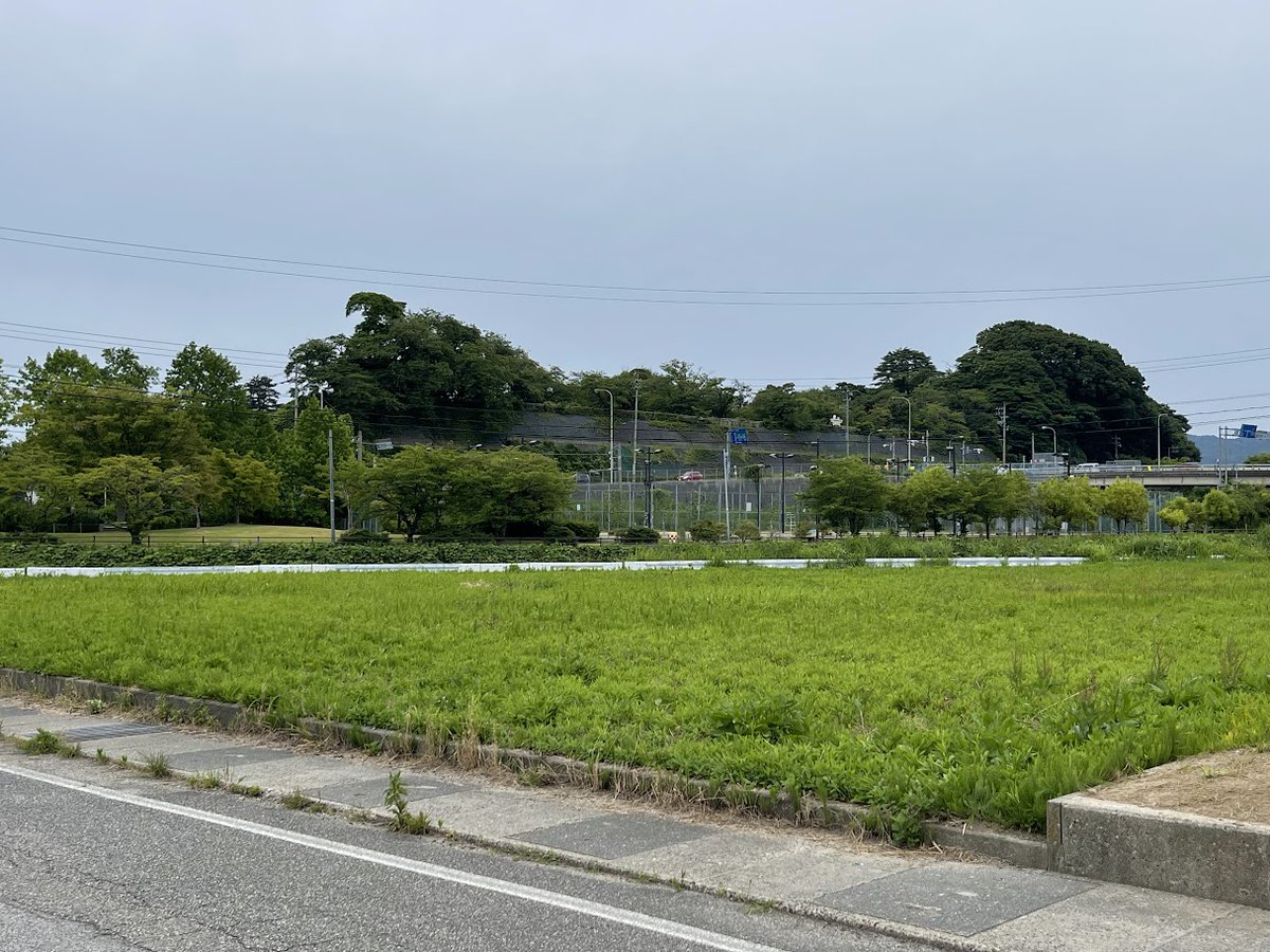 ake7235's tweet photo. 新しい分譲地の告知用写真をＡＩに加工してもらう。（今回はcopilot）
いや～、こりゃスゴイですな～。 https://t.co/OtdiI0cERK