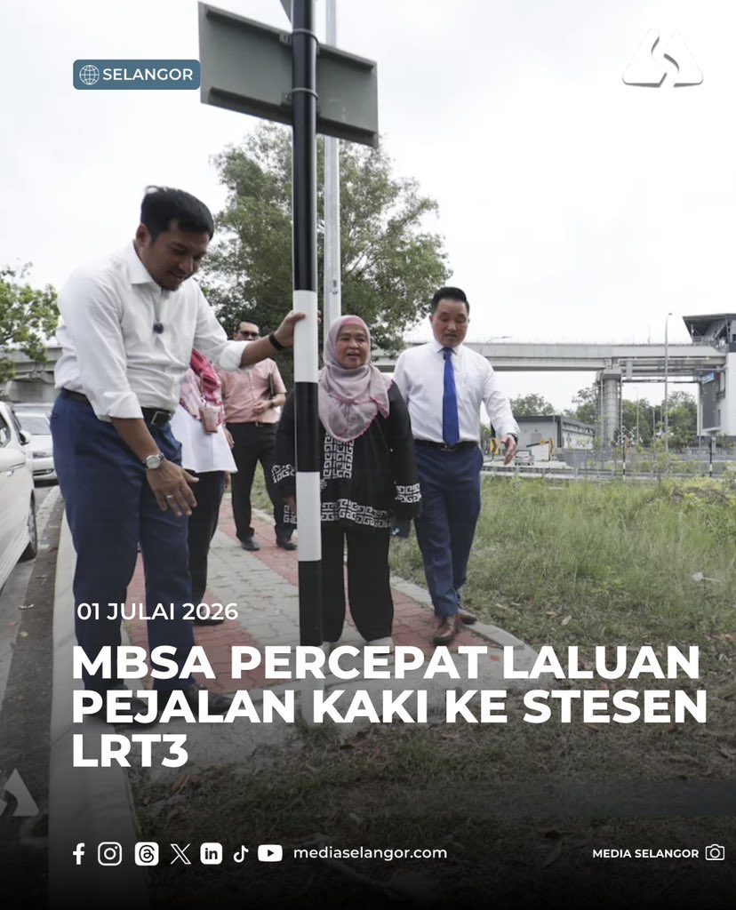 Media_Selangor's tweet photo. Datuk Bandar Shah Alam, Dato' Zabidah Safar berkata kawasan berkenaan merupakan sebahagian daripada pembangunan berorientasikan transit (TOD), yang mewajibkan pemaju menyediakan kemudahan awam sebagai syarat kelulusan pembangunan.

Baca selanjutnya: https://t.co/SkxMp6nDHL

#MediaSelangor #LRT3 #ShahAlam #MBSA