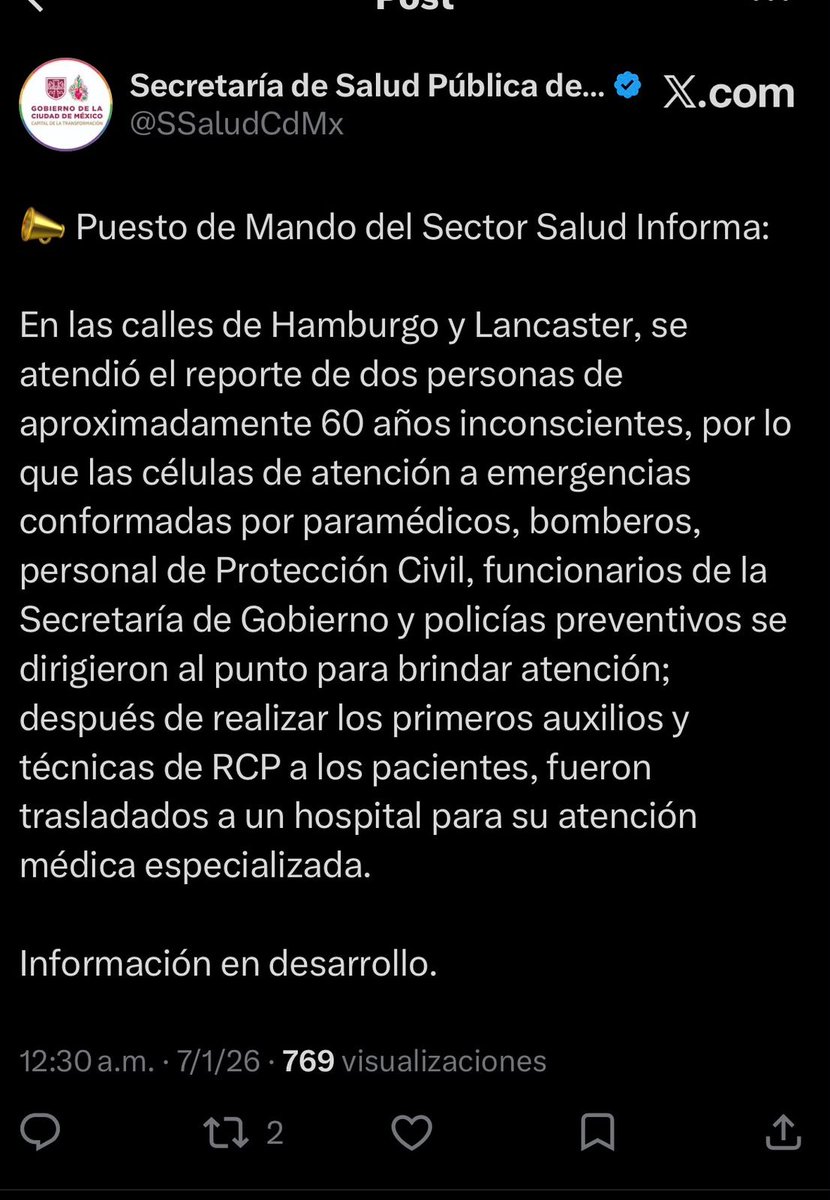antonioaranda_'s tweet photo. Mueren dos persona durante el partido de México. Un hombre de 44 años y su hija de 19 años fueron aplastado por la multitud  y murieron por asfixia en la zona de Reforma. Pero bien orgullosa la mandrilada salvaje de que van manadas completas al Ángel. https://t.co/g8C5VwHXiX