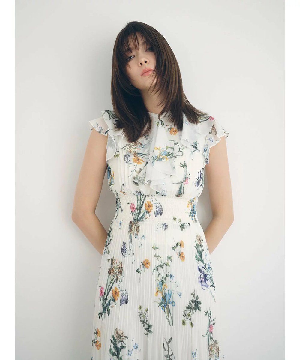 shiro__ck's tweet photo. え、これ可愛すぎない…？🥹🤍
FRAY I.Dの新作ワンピが
30％OFFなのに、さらに15％ポイントバックとは！
可愛いだけじゃなく、洗えるのも最高👏
デートもお呼ばれもこれ1枚で完成💐 https://t.co/iBnm2nVDEt