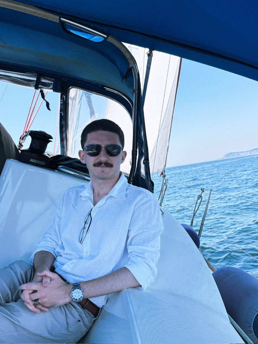 b_ulukutuk's tweet photo. Karasularımızdaki egemenliğimizi tescilleyen Kabotaj Kanunu, tam 100 sene evvel bugün yürürlüğe girerek Türk denizciliğini hürriyetine kavuşturmuştur. 1 Temmuz Denizcilik ve Kabotaj Bayramımız kutlu olsun. Allah denizcilerimizin rüzgârını rast getirsin. https://t.co/6pUl6Y0DO8