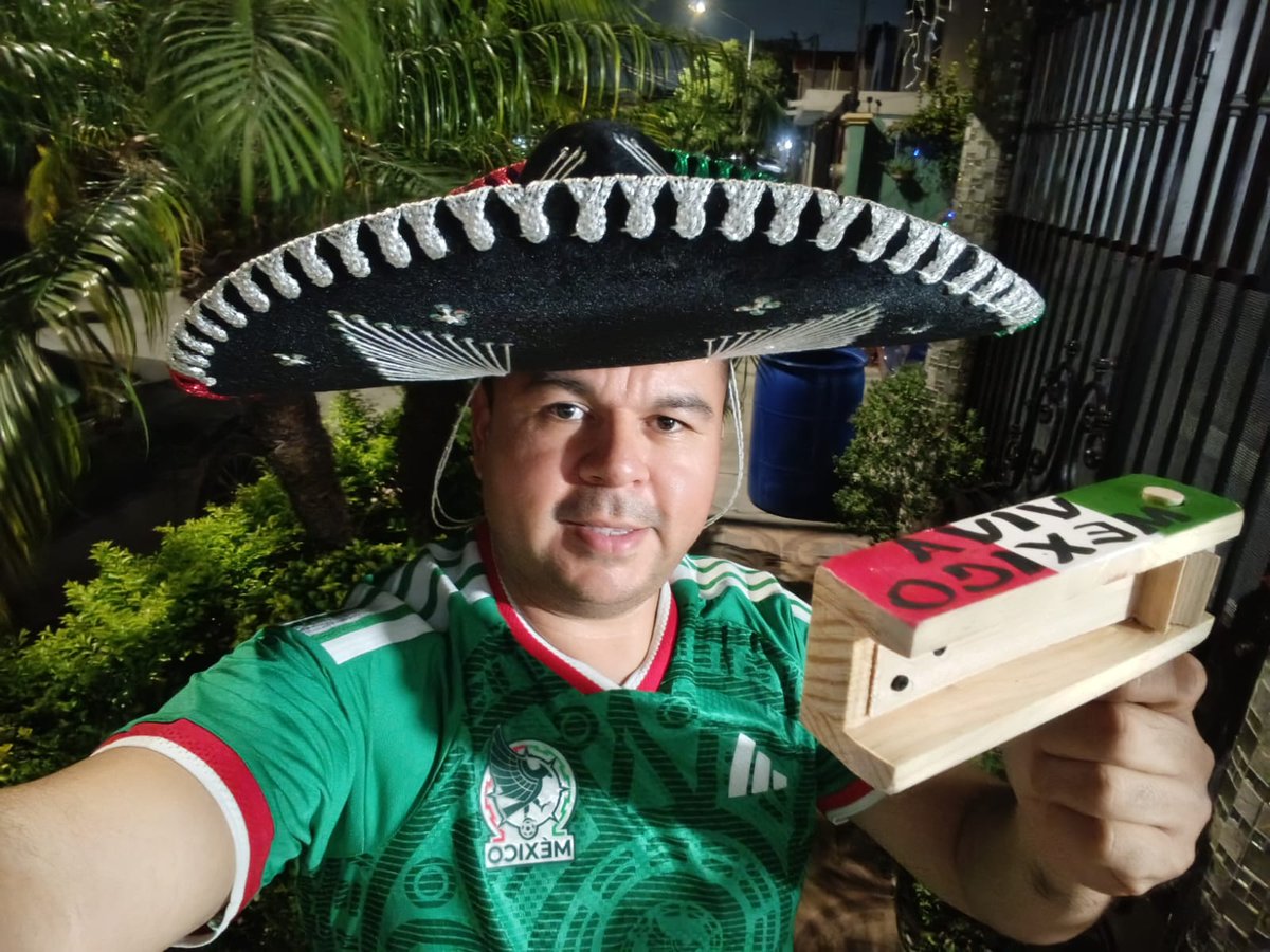GzzTigr's tweet photo. Vivaaaaa México Cabrones!!! https://t.co/TjSAGF85f6