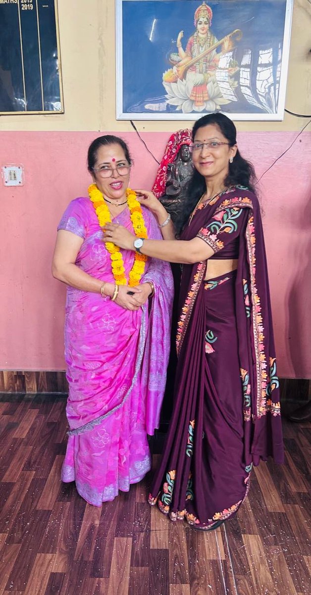 KBantalab's tweet photo. Best wishes to **Mrs. Kiran Wangnoo** (TGT Maths)  on her superannuation after **29 years of dedicated service** in KVS. Thank you for your commitment, dedication, and inspiring contribution to education. Wishing you a happy, healthy, and fulfilling retired life.
#KVS https://t.co/Qc6jMGT4YS