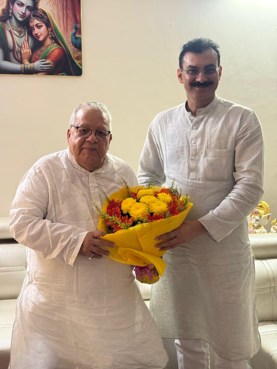 ITarunRathi's tweet photo. अपना समूचा जीवन जनसेवा के लिए समर्पित कर देने वाले राजस्थान व हिमाचल प्रदेश के पूर्व राज्यपाल एवं पूर्व केंद्रीय मंत्री श्री कलराज मिश्र (@KalrajMishra) जी को जन्मदिन की हार्दिक बधाई एवं अनंत शुभकामनाएं।

मर्यादा पुरुषोत्तम प्रभु श्री राम जी से कामना करता हूं कि वे आपके उत्तम स्वास्थ्य तथा सुदीर्घ जीवन प्रदान करें।