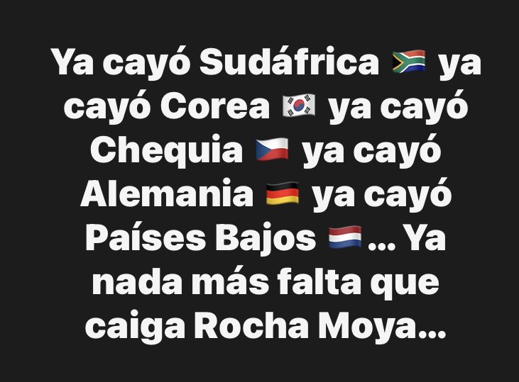noviayamante's tweet photo. @Claudiashein Y vas apoyarlos al estadio o es mas el miedo al abucheo https://t.co/QZOZElKrr3