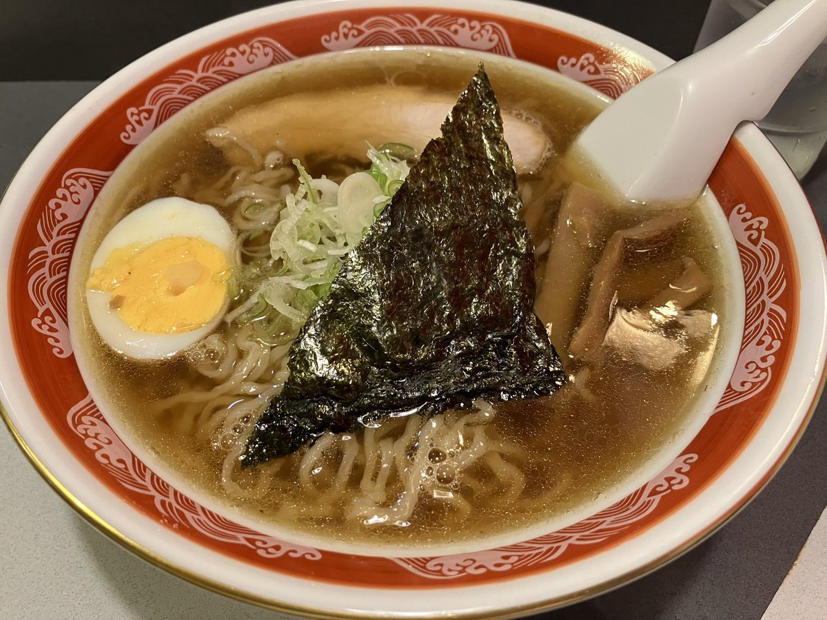 dobinmsi's tweet photo. 久しぶりに一番町の北⚪︎へ。
中華そば🍜いただきました。
変わらないお味です。
美味しかったです😋 https://t.co/lwenoTHwJ1
