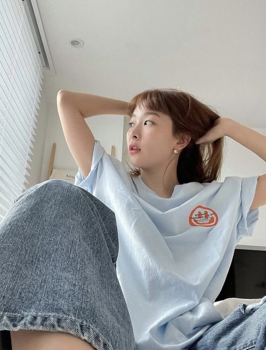halloxkr_store's tweet photo. รอบราคาถูก * ลดเยอะมากก ปกติ 1090++
istkunst logo &amp; smiley light blue SALE90% ‼️

A 250฿ | B,C,D 290฿ 
• Size : S อก 44” / M อก 46”/ L อก 48 / XL อก 50”
• ยาว : S 26.9 / M 27.7 /L 28.5/ XL 29.3 cm

[ สั่งซื้อใต้ทวิตนี้น้า ] https://t.co/xASy6eO69Z