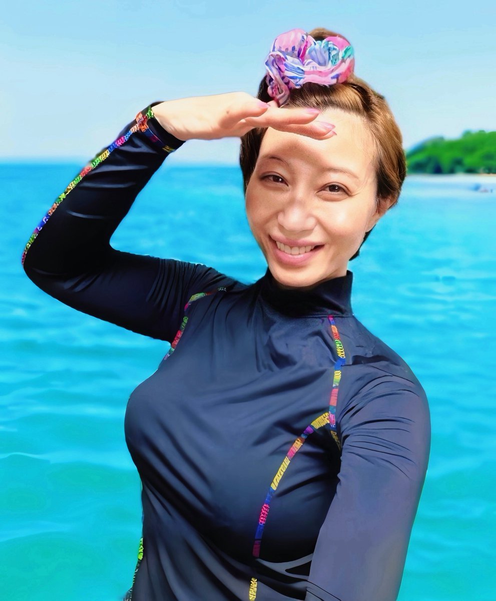 予習♡ 午前中だけですでにヒリヒリ🔥 UVラッシュガード 着てるのにぃ