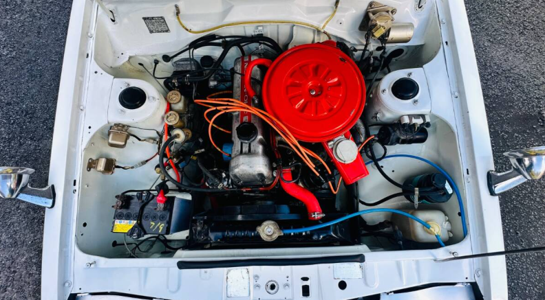 IXbE1IzHH3myazI's tweet photo. 気になる中古車！
「日産 NEWシルビア」
またまたハマグリが出ましたぁ🤪
ハマグリコレクターさんが免許返納して放出しているのでしょうかぁ？🤔 https://t.co/GRe3zwHQ2X