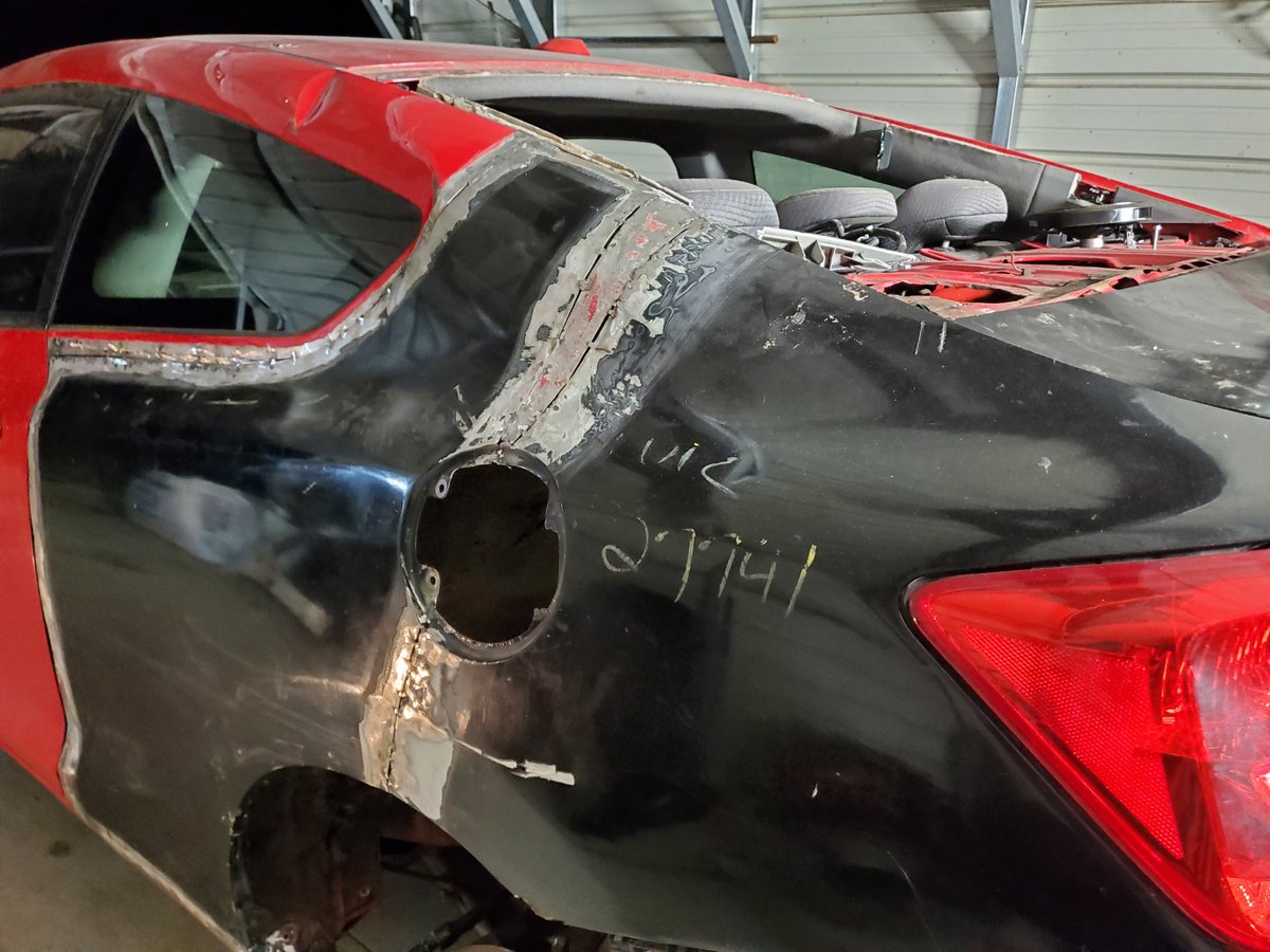 kovuonline's tweet photo. more metalwork on the beloved civic... i used some metal of the same thickness and relatively the same curvature off of the original quarter panel to make things easier. https://t.co/1WSLdgdn2O