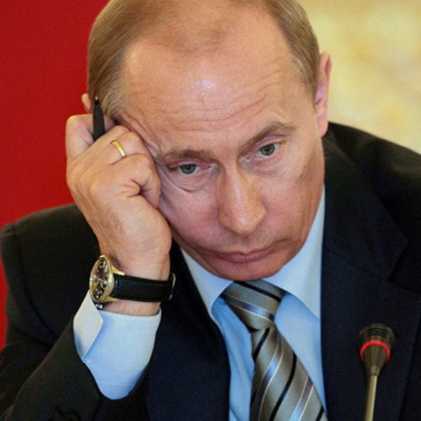 RT by @mikenov: RT by @mikenov: Day 5 of the infamous 40-day operation... and according to international analysts, the clock inside Putin's bunker is starting to tick incredibly loud. ⏱️💥 In a striking analysis for Forbes, foreign correspondent Melik Kaylan writes that Vladimir Putin is now facing "incurable problems" on every single level. Public fury is boiling over due to forced conscription, acute domestic fuel shortages, and relentless Ukrainian strikes deep inside Russian territory. The "catastrophic" war has simply become impossible to hide from the public. 📉🔥 But it’s not the regular citizens or even the army that Putin needs to fear first—it’s his own inner circle. The analysis h