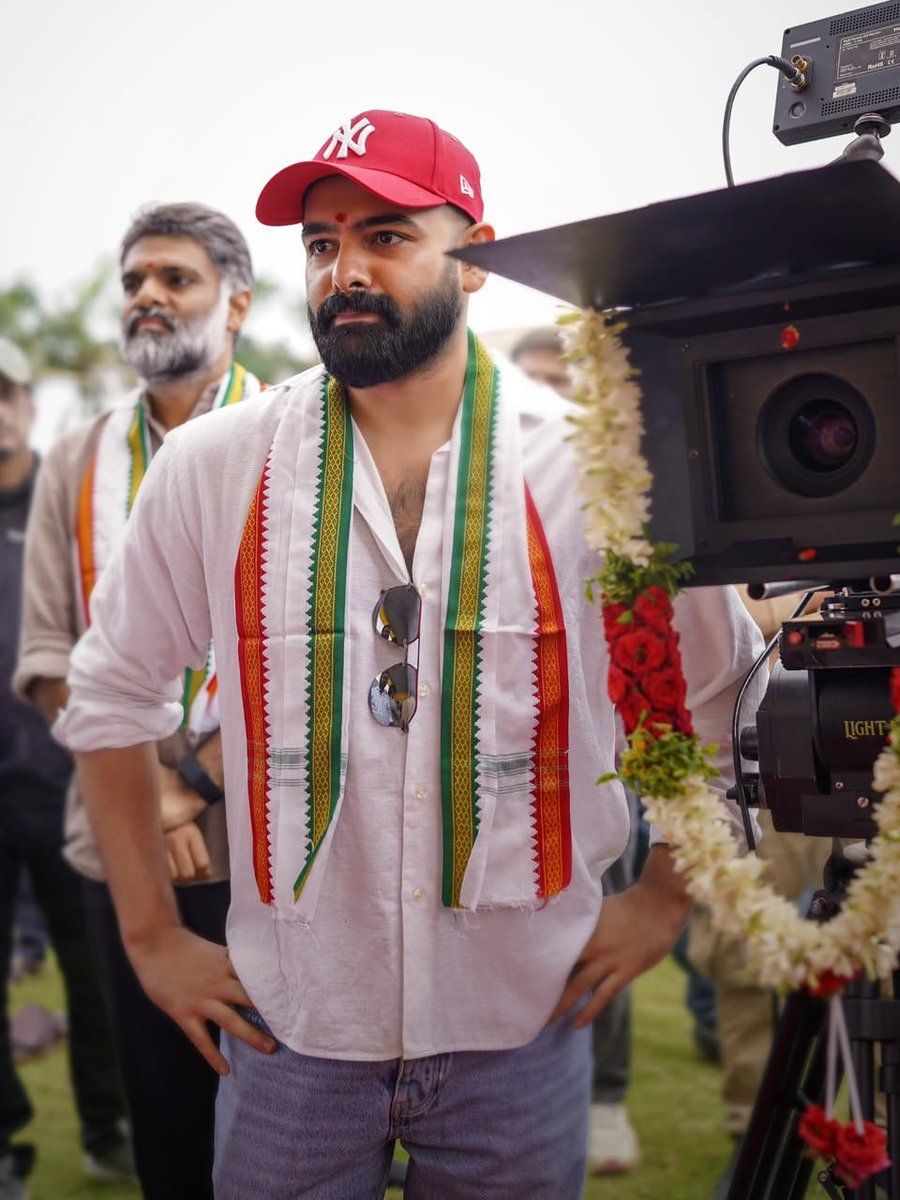 Filmyscoopss's tweet photo. #RAPO23 shoot officially begins with #RamPothineni leading the way.
Written and directed by #RAPO, this exciting project is being produced by #KrishnaPothineni. https://t.co/0uLdpuWsfQ