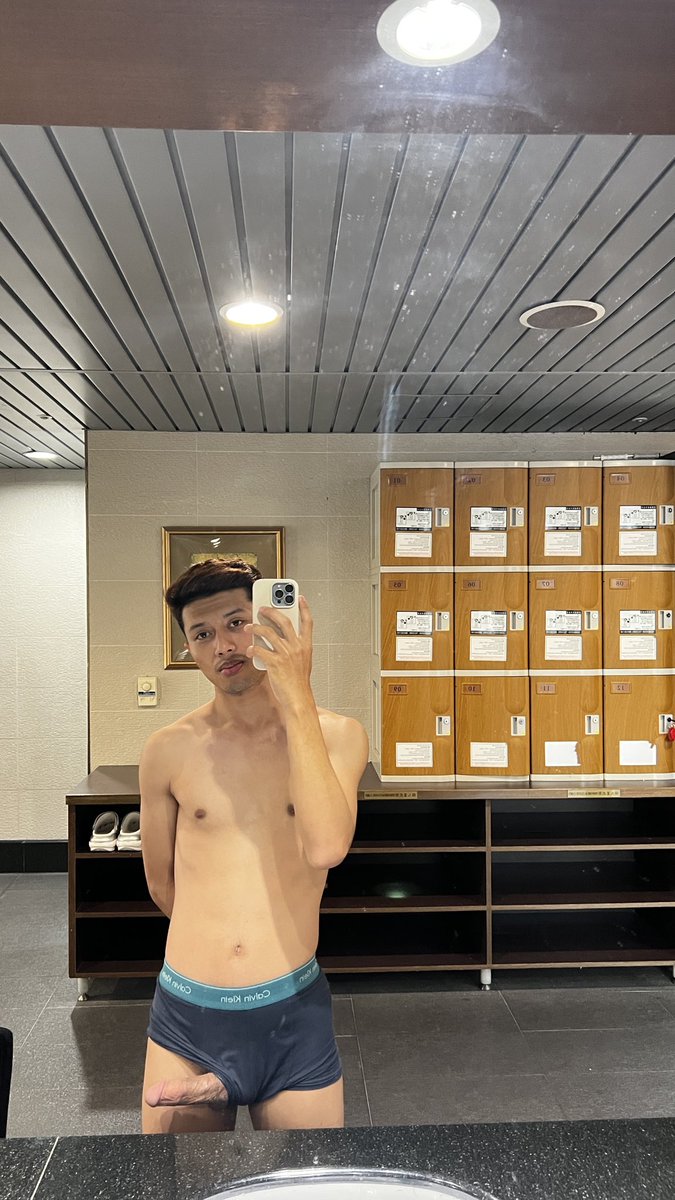 mxjxnxmx's tweet photo. Ada yang nak teman dekat sauna x? https://t.co/wROiuXvY1o