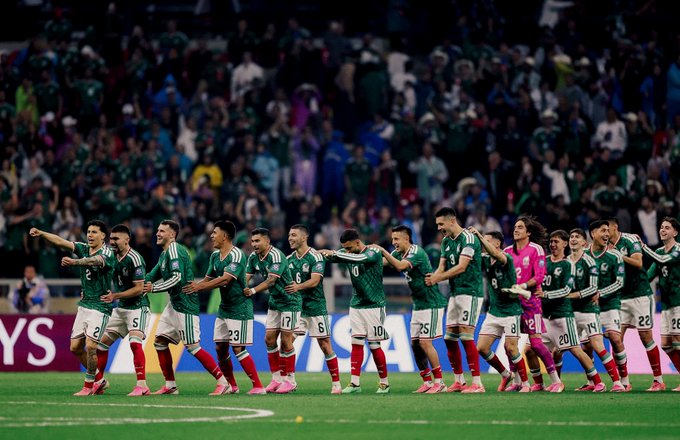 WorldCupXtraa's tweet photo. MEXICO TO THE R16! 🇲🇽 https://t.co/xJTCA0wfQH