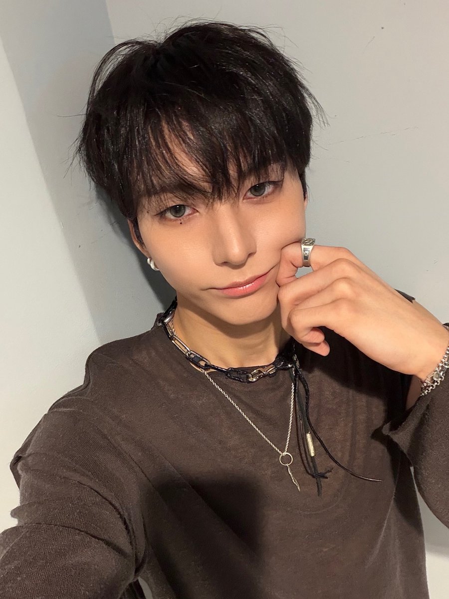 딩이 tweet media