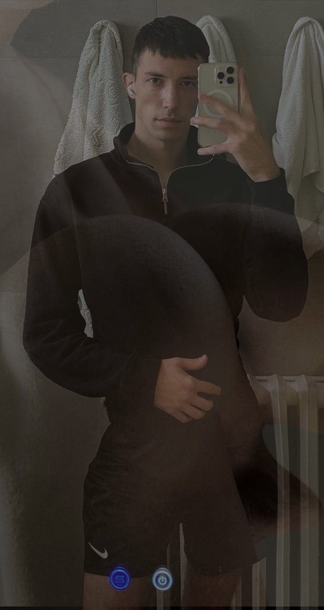 matteoexclusive's tweet photo. Had to hop on this trend🤭😮‍💨 https://t.co/bH3RxIV7wq