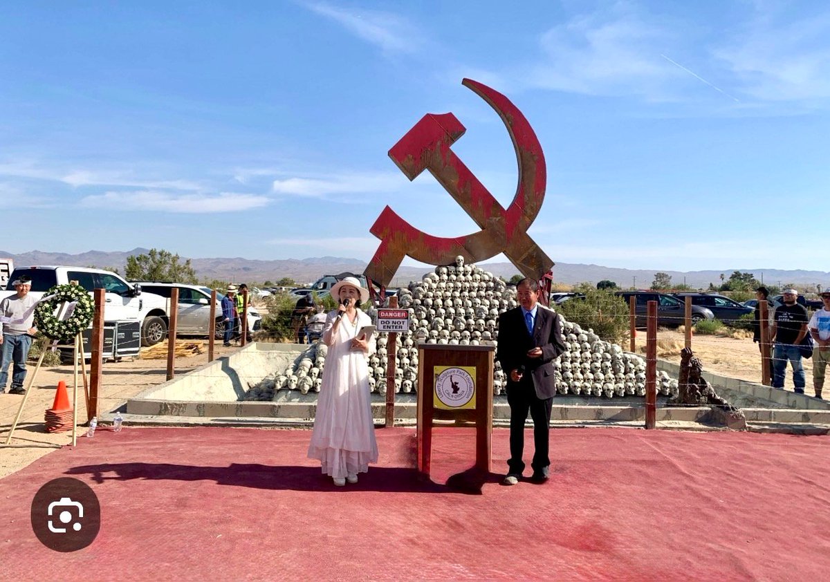 ShengXue_ca's tweet photo. 盛雪：中共建党105年的国家恐怖主义末路狂奔

每年的7月1日，当独裁政权的宣传机器开足马力，用成套的谎言为自己涂脂抹粉、歌功颂德时，历史与现实的审判席却在无声地宣告着它的罪状。

回望这个党自成立以来的105年——所谓“28年夺权，77年执政”——其本质绝非什么“伟大、光荣、正确”，而是一部由谎言、暴力、腐败、内斗、系统性掠夺和按需杀人混杂在一起的暴政史。

一、 四位一体的恐怖主义暴政

2002年，我在新唐人的时事论坛以“中国与国家恐怖主义”为题，做了四集评论。后来��理为万言文字。我系统性论证并做出了结构性的定性：中共政权是一个用谎言、暴力和全方位垄断进行统治，将国家机器武器化、意识形态宗教化、统治手段恐怖化的恐怖主义暴政。

当时全球反恐的目光大多聚焦于非国家形态的极端组织，我则指出了一个更为严峻的现实：中共将这四类恐怖主义在不同历史时期、不同空间维度上交织运用。从建政前夕的暗杀与绑架，到建政后动用国家机器剥夺人民免于恐惧的自由，到向国际输出暴力革命，再到跨国镇压人权捍卫者。二十多年过去的今天，习近平恐怖主义统治的疯狂，正是对笔者这一研究的历史盖棺定论。

1. 个人恐怖主义： 早期高层的残酷内讧与肉体消灭。如夏曦、张国焘在肃反中的自相残杀，以及周恩来带队对顾顺章一家老弱妇孺的血腥斧砍。
2. 集团恐怖主义： 建政前流窜时期的黑帮式敛财。红军时期编撰的两万字《筹款须知》，详述了如何通过绑架、恐吓、勒索平民并残酷“撕票”来筹集军费。
3. 国家恐怖主义： 1949年篡夺政权后，全面升级为“自上而下”的暴力统治。通过垄断所有社会资源及实施按需杀人的统治模式，让十四亿人民陷入恐惧。
4. 国际恐怖主义： 数十年来输出暴力革命，导致共产杀戮蔓延全球；时至今日，更通过跨境恐吓、海外秘密警察站等手段进行跨国镇压，公然挑战普世价值。

二、 中共党史上近亿冤魂的国家恐怖主义实验场

中共七十七年的国家恐怖主义统治，带给中国人民的灾难罄竹难书。根据《共产主义黑皮书》估算，共产政权导致全球约9,400万人死亡，而中共治下的中国便占了至少6,500万人，高居全球共产地狱之首。为了消灭不顺服的群体，中共发动了一系列极端血腥、手段残忍的政治运动：
1，土地改革（1950–1953）： 以消灭地主阶级为名煽动仇恨，导致100万至500万人惨遭杀害。
2，镇压反革命（1950–1953）： 毛泽东亲自按比例下达杀人指标，旨在消灭潜在敌对力量，致死100万至200万人。
3，���反运动（1955–1957）： 逮捕21.4万人，枪决2.2万人，共导致5.3万人非正常死亡。
4，反右运动（1957–1978）： 460万人被定性为右派。以夹边沟劳改农场为例，3,136名右派在不到两年内绝大多数因饥饿和疾病死亡。
5，大跃进与大饥荒（1958–1961）： 违背自然规律瞎指挥，并在大饥荒时无视人民死活，将大量粮食用于援助国际共产同盟以收买人心，致死4,500万至9,600万人。
6，四清运动（1963–1966）： 在政治、经济、思想领域进行大清洗，致死77,560人。
7，无产阶级文化大革命（1966–1976）： 毛泽东为巩固个人独裁，挑动暴民政治，全方位摧毁社会结构，致死约200万至2,000万人。
8，六四天安门大屠杀（1989）： 动用三十万正规军，凭坦克、装甲车在光天化日之下血洗天安门，屠杀手无寸铁的学生和民众，迫害持续至今。
9，九十年代至今的系统性镇压： ��、胡执政时期，中共利用系统性政策工具，对自由知识分子、民主人士、藏维蒙等少数族裔以及法轮功信仰群体实施长达数十年、灭绝人性的残酷迫害。
10，对少数族裔的“种族灭绝”： 在西藏、新疆、南蒙古等地实施文化摧毁与任意监禁。自2009年以来已有约160位藏人自焚抗议；在新疆，设立集中营非法关押了约300万维吾尔族及其他当地民族人士。

这一系列自残式的血腥政治运动时期，正是许多国家在二战后20年全球经济爆发式增长的黄金窗口期进入发达国家的契机。当二战中被打得千疮百孔的日本、德国重新进入发达国家行列，当香港、台湾、韩国、新加坡作为“亚洲四小龙”实现经济腾飞时，直到20世纪70年代，中国在中共的折腾下成为世界上最贫穷黑暗恐怖的国家。

中共暴政致使上亿无辜冤魂的血债，累累��叠，铸成了这个政权无法洗刷的罪印。

三、 习近平时代的极权变异与全面危机

历史演进到习近平执政的14年，这种国家恐怖主义走向了前所未有的恐怖和极致。而由最高领导人“亲自部署、亲自指挥”的新冠疫情治理，从隐瞒真相到极端的封城清零，再到突然全面放手不管，导致中国本土及全球数百万人丧生，将国家恐怖主义的危害直接推向了全世界。

直至2026年，中共执政已长达77年，中国依旧用虚幻的“民族复兴”口号动员人民。而当前，中共在政治、经济、社会与军事上面临着全方位的深层危机，所谓“盛世中国”的宣传泡沫，正在被经济失速、社会溃败的现实一层层刺破。为了在全面危机中维持高度独裁的统治，中共将二十多年前我所警惕的“三十万网警、封锁网页”的极权雏形，彻底升级为一套无孔不入的“数字极权老大哥”系统。

通过大数��分析、AI人脸识别、��时段监控以及各种“码”，这个流氓化的利益集团将对十四亿人的精神控制、行为驯化和财富盘剥推向了人类历史的极限。

四、 魔鬼洞穿底线的产业化活摘器官罪恶

在这场极权统治走向末路的狂奔中，产业化的器官活摘，成为了这个政权国家恐怖主义最为血腥、最为典型、也最灭绝人性的标志性罪恶。

这项令人发指的暴行，经历了一个极其恐怖的泛化与产业化过程：从最初针对法轮功学员等特定信仰群体的系统性迫害，导致超过100万人被活摘器官，到藏维等少数族裔，再到如今频频发生、令全中国父母人人自危的青少年甚至儿童遭公然绑架案。

这种由国家公权力直接参与、军队医院和司法系统深度分赃、以“按需杀人”的方式大规模盗取无辜民众器官的暴行，将人类文明践踏到了超越魔鬼的底线。其惨烈与邪恶程度，已经超越了历史上任何一种传统的���怖主义形式。
历史的终极审判

今天，当中共执政77年的历史走到当下这个重大的转折点，“民族复兴”的幻梦在普遍的社会恐惧中碎了一地。《爆点周刊》推出“中共105年”特别系列，其核心价值正在于此——我们必须彻底撕破这个国家暴力恐怖主义的黑幕，结束这个人类历史上最大、最残暴的恐怖主义政权。

2026 07 01
@baodiantimes  投稿