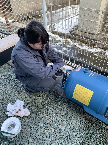 iwatekendoseibi's tweet photo. 女性も活躍できる職場づくりに取り組んでいます✨
～株式会社双葉設備アンドサービス（盛岡市）

✔年1回以上外部研修への参加を推進！
✔ 資格取得への支援

地域を支える仕事に挑戦してみませんか？

詳しくは👇
https://t.co/GWk4tcZuMy
#岩手県 #建設業  #いわて女性活躍認定企業等 https://t.co/aoSI6PmO7U