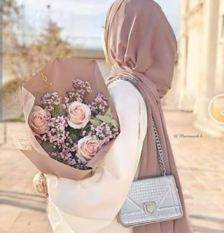 Malazstar's tweet photo. أنا مو من الناس اللي يوقفون عند باب أحد اللي يعرف قيمتي يعرف كيف يحافظ علي واللي يفرط فيني الله  يسهل دربه عزة النفس مو غرورهي احترام للنفس قبل أي أحد 🌺
#بوظبي
#كاس_العالم_٢٠٢٦ https://t.co/wVN9qwjMv2