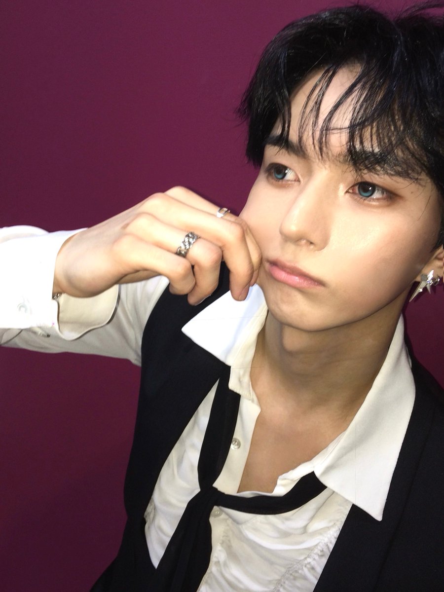 딩이 tweet media
