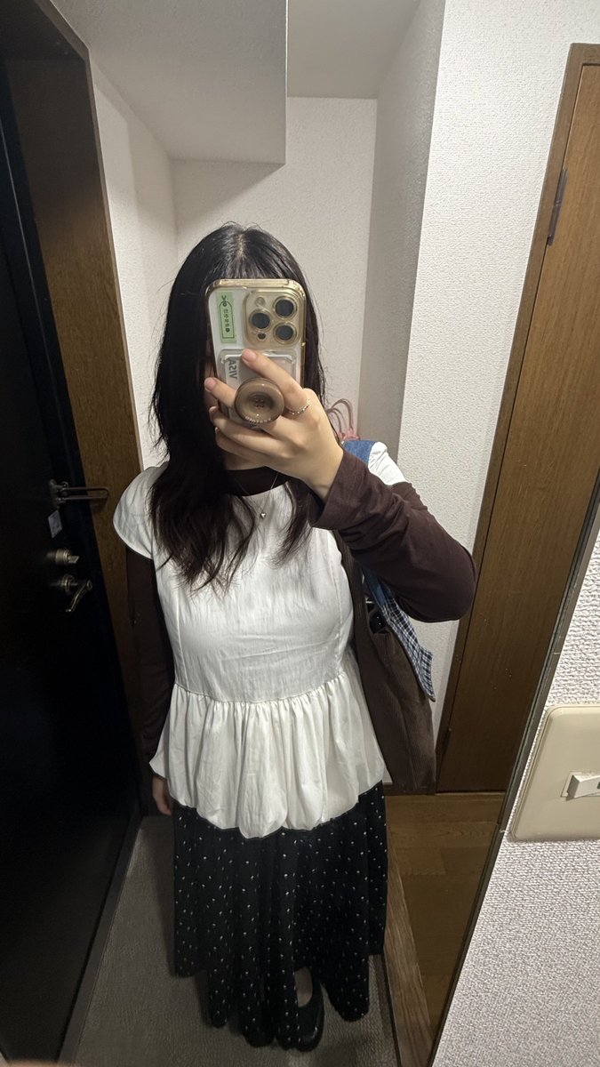 conekoz's tweet photo. tokyo ootd••• https://t.co/f35IaKSkOO