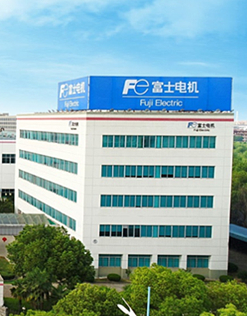 hoshusokuhou's tweet photo. 中国当局、富士電機の日本人社員2人逮捕　最長7カ月間拘束される可能　もう終わりだね

・日本企業の中国進出あるある、社員が人質状態
・日本人駐在員「普通に仕事してたら捕まった」案件

・容疑はレアアース磁石入りのモーターを「分解できる状態」で輸出しようとした疑い
・輸出後に日本側でばらして磁石抜き取るつもりだったとかで、中国側が激おこ

・日本政府は受け身全開「拘束された旨の通報を受けた」「邦人保護の観点から適切に対応していく」と公表しただけ

政府の発表がこれだけとか、もう日本企業が中国で仕事する意味ねえだろ