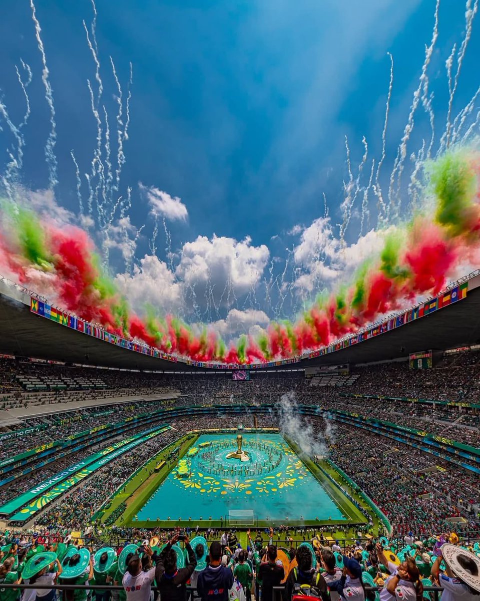 18TlTULOSDELIGA's tweet photo. @2010MisterChip Dilo sin miedo, pelón.
El estadio más importante del mundo. https://t.co/pmFi4HejAM