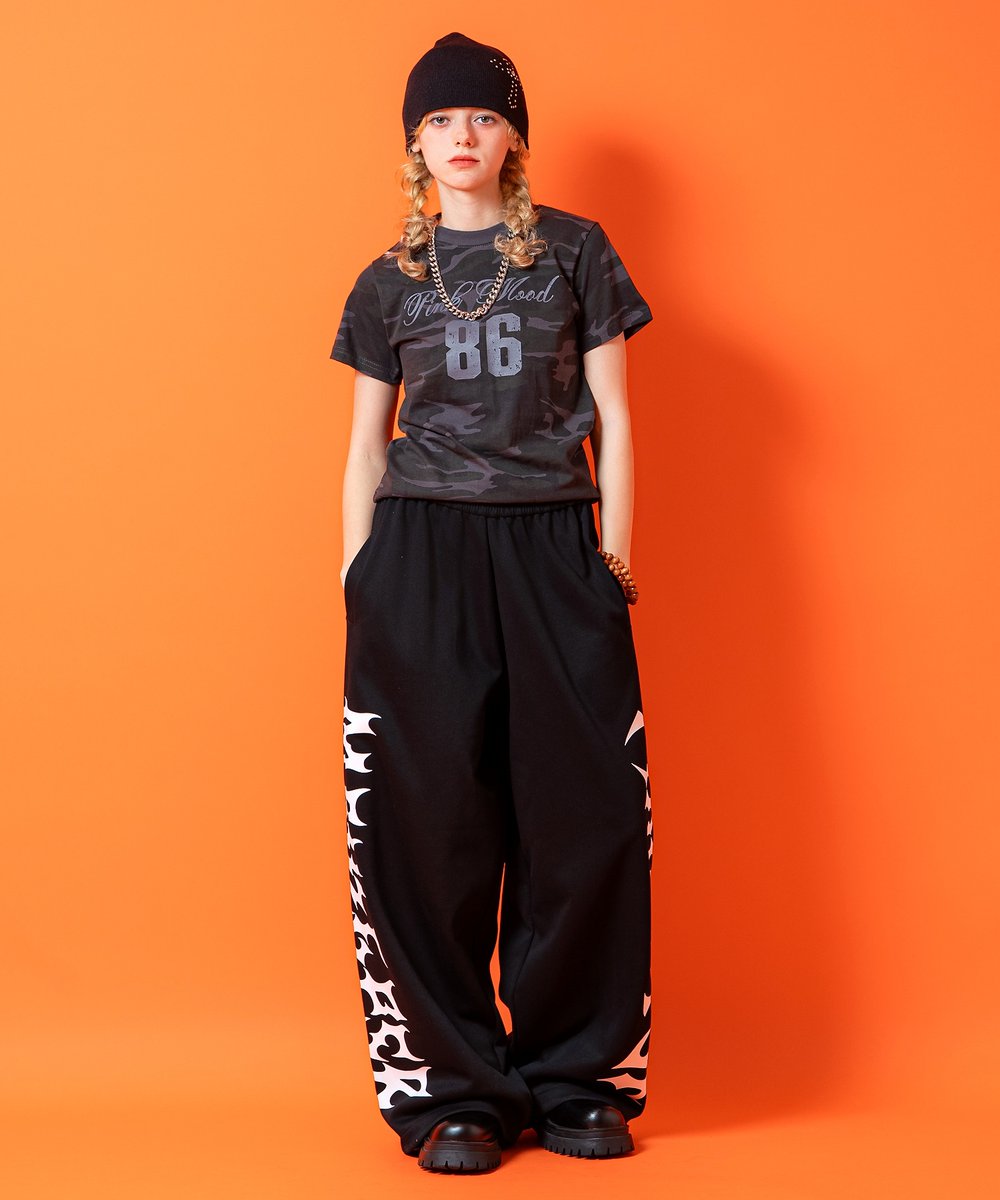 ankorock_'s tweet photo. ankoROCK アンコロック

再入荷

 クロップド丈Y2KナンバリングカモフラTシャツ(レディース) 

https://t.co/Y5wZMZpcW5 https://t.co/kHLrl69Ey6