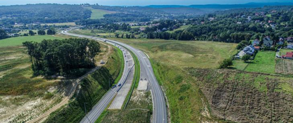 GDDKiA_Krakow's tweet photo. Wybraliśmy analityka najdłuższego odcinka #sądeczanki❗️
Możliwość zmiany przebiegu na II odc. Uszew-Wytrzyszczka (19,7km) sprawdzi firma DATABOUT.
Koszty prac - ok. 900 tys.
Przetarg na odc. Łososina Dln-Tęgoborze unieważniony
#DK75
👉https://t.co/5hFeYkyluR
@GDDKiA | @MI_GOV_PL https://t.co/lHg7iJ6Id4
