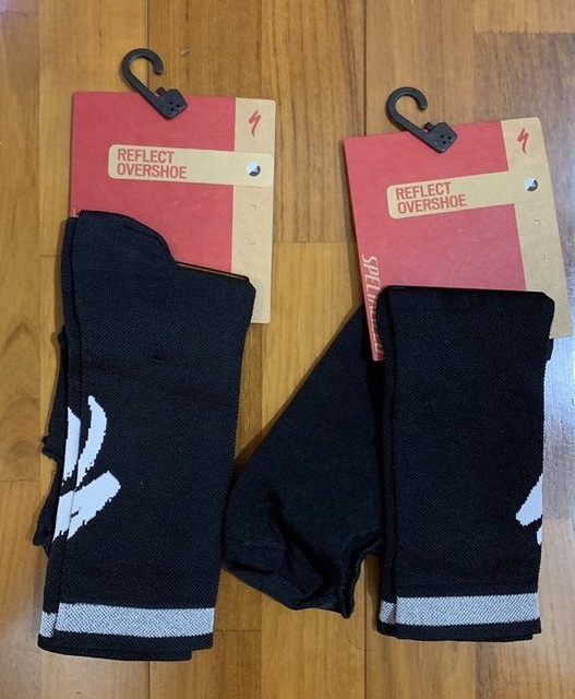 kaiya333's tweet photo. フリマサイトで季節外れの冬物が
安売りされてたので２足買う｡

ネオプレン系より防寒は劣るが
靴内の湿度を逃がしてくれるのが良い｡

ただ､フリマサイト流れになったのが
Ｓ社のアパレル撤退が要因と思われるのが… https://t.co/v6wjRec9i2