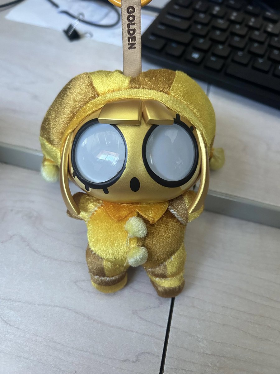 lizibunn's tweet photo. HOW MANY RARE POMNIBUBUS ARE THERE NOW https://t.co/jcv4DtFUen