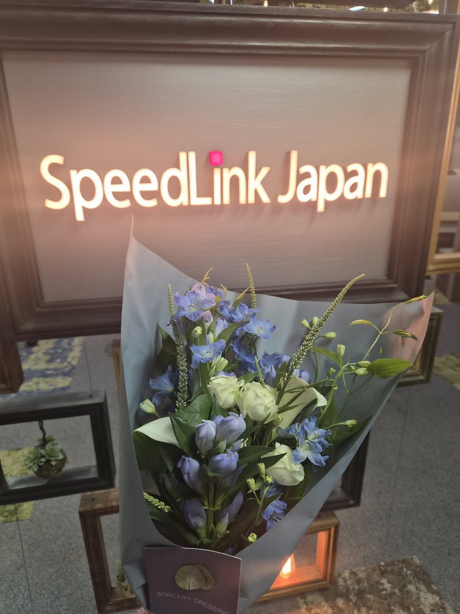 slj_nm's tweet photo. 6年間務めたSLJを6月末で退職しました！新卒の何も分からないところから本当に本当にお世話になりました🙇‍♀️ https://t.co/jk53fdXi7E