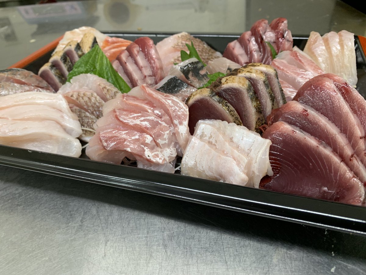 skanayaneko's tweet photo. 本日ご予約のお刺身盛り合わせのご注文有り難う御座います。全て地魚になります。🤗 https://t.co/wtzGkuQmA1