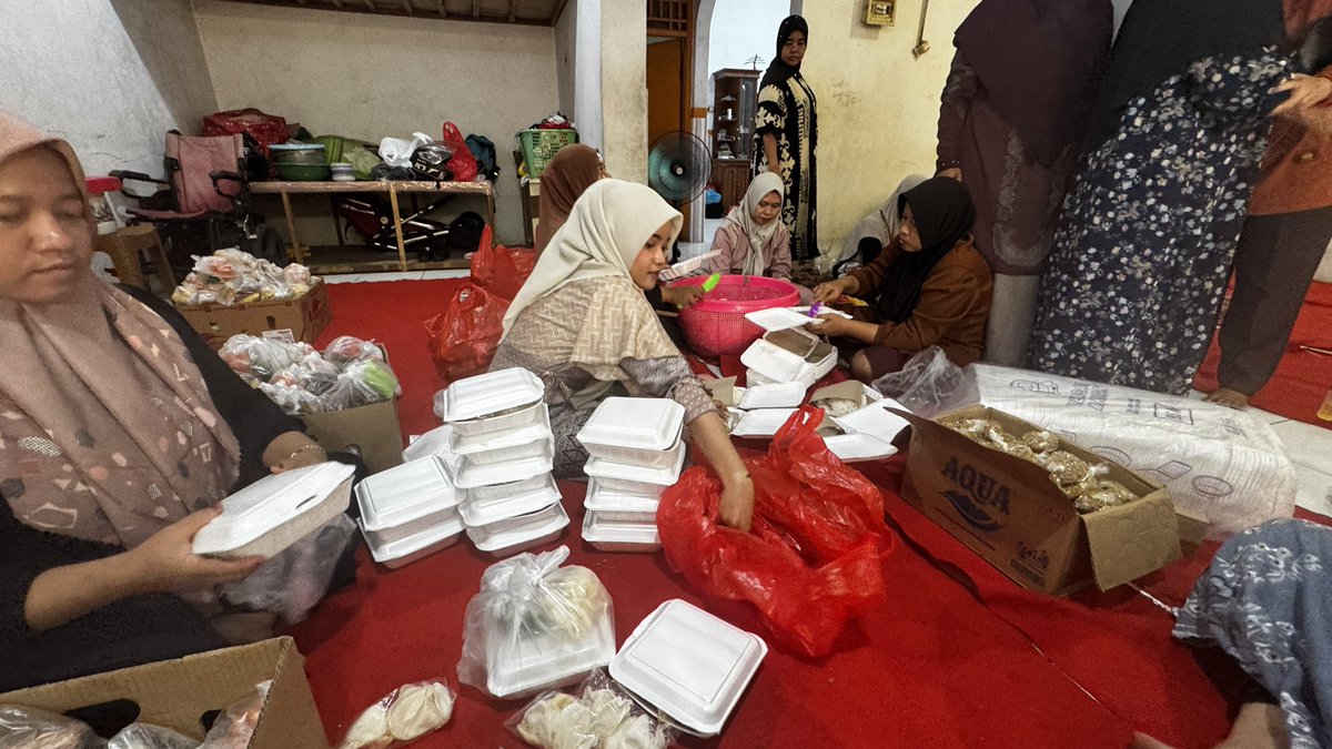 wns397's tweet photo. 29 Juni 2026 
7 Harian kepergian papa
Alhamdulillah dede mampu dampingi sampe 7 harian yaa pa. Papa yang tenang di alam sana. Semoga papa di tempatkan di tempat terbaiknya Allah swt Aamiin https://t.co/ACy40ExLlI