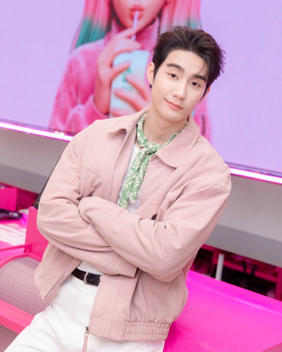 forceofficial_'s tweet photo. 𓈃 30.06.69
IG Post: fforce_ &amp; eveandboy

✉️: ขอบคุณแฟนๆ ทุกคนที่มาหาฟอสสึนะงับ 🦊🤍

FORCE WITH EVEANDBOY CAFE
#EVEANDBOYXFORCE
#EVEANDBOYCafexNOSETEA
#fforce_ @fforcejs 
#FOLARIS #เจ้าพวกจองหองพองขน https://t.co/FvDlcfgJ5K