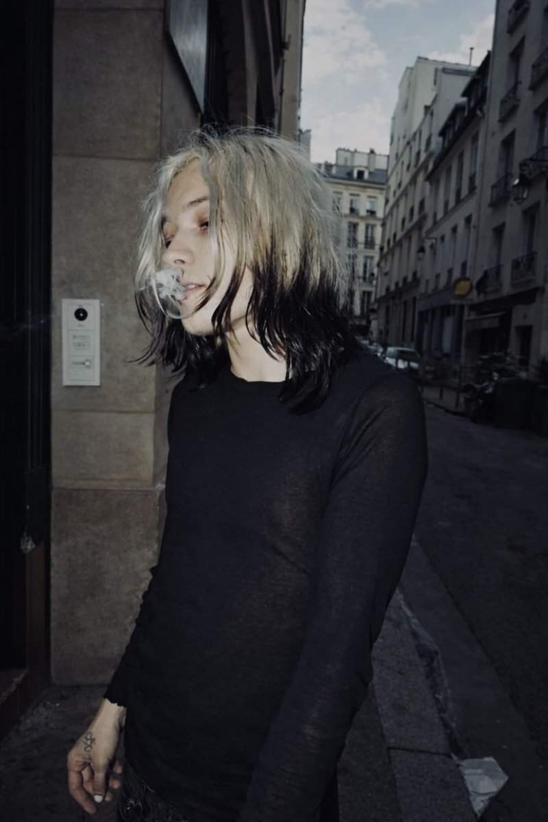 cutespend's tweet photo. i love when he looks kinda they/them https://t.co/UHLjIAL6Tp